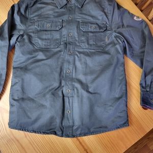 Legendary whitetails - men's Med. - concealed carry shirt jacket